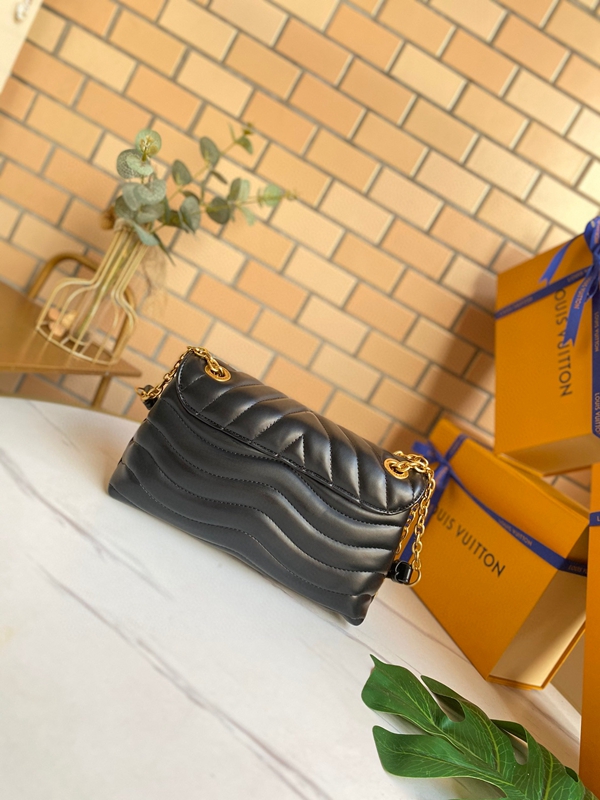 ルイヴィトンバッグ側面デザイン